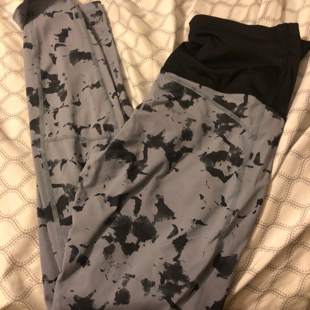 Full panel medium maternity leggings